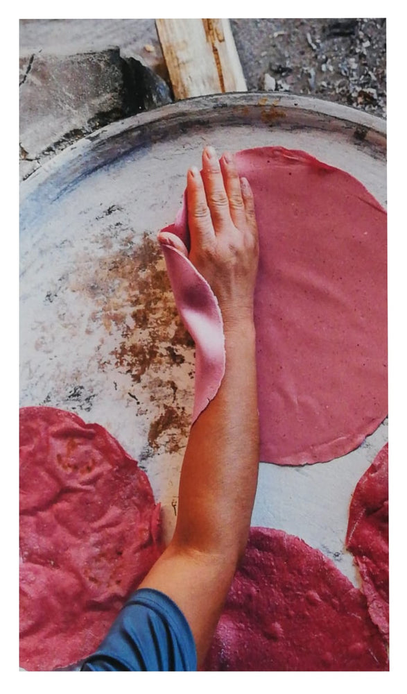 
                  
                    Cargar imagen en el visor de la galería, Soy Guelaguetza | Album Conmemorativo - Café Brújula
                  
                